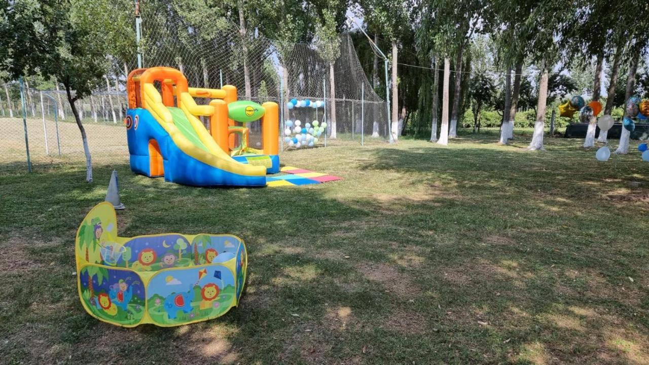 Gigios Sport&Relax Villa Bailesti Exteriör bild