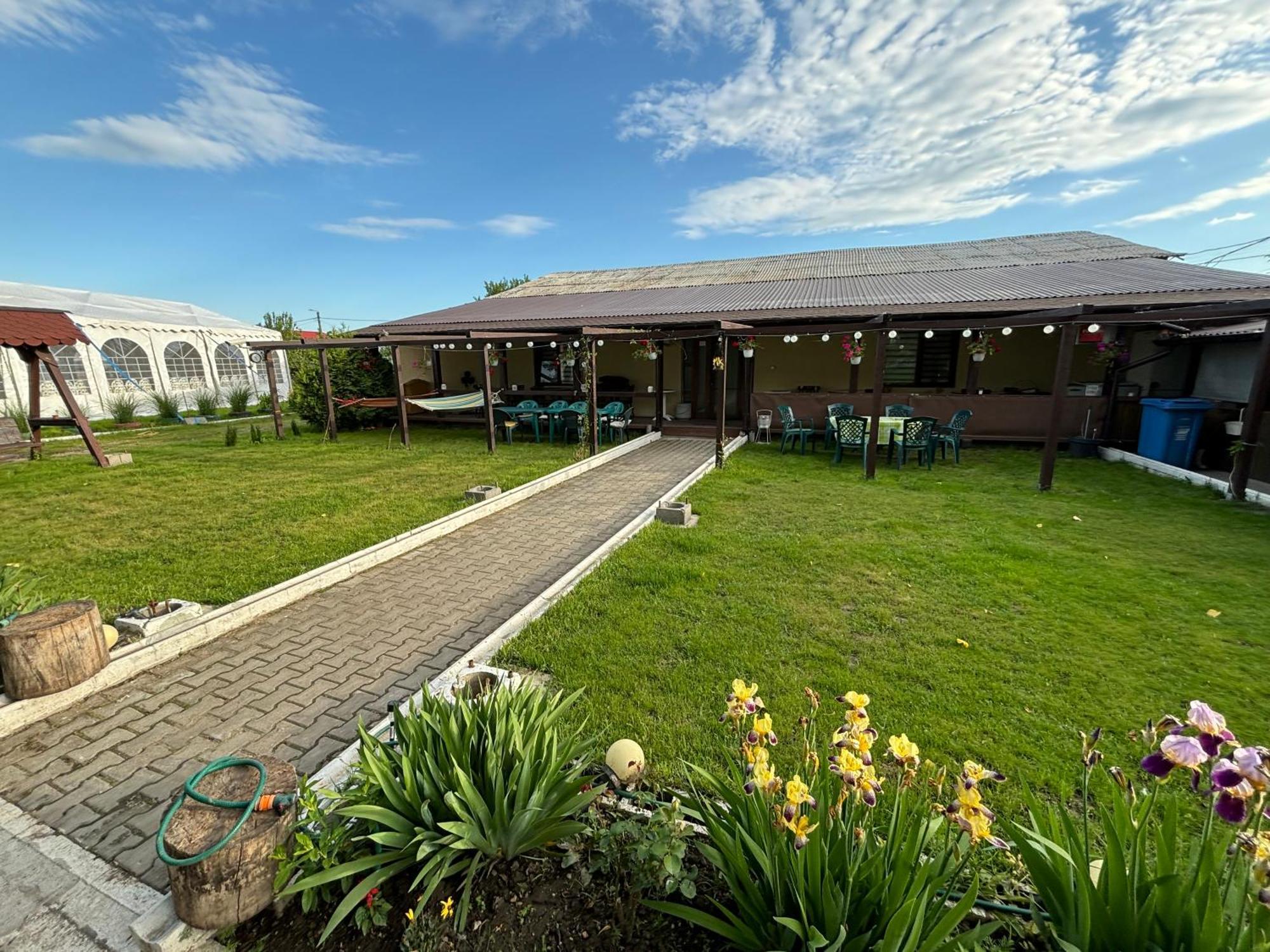 Gigios Sport&Relax Villa Bailesti Exteriör bild